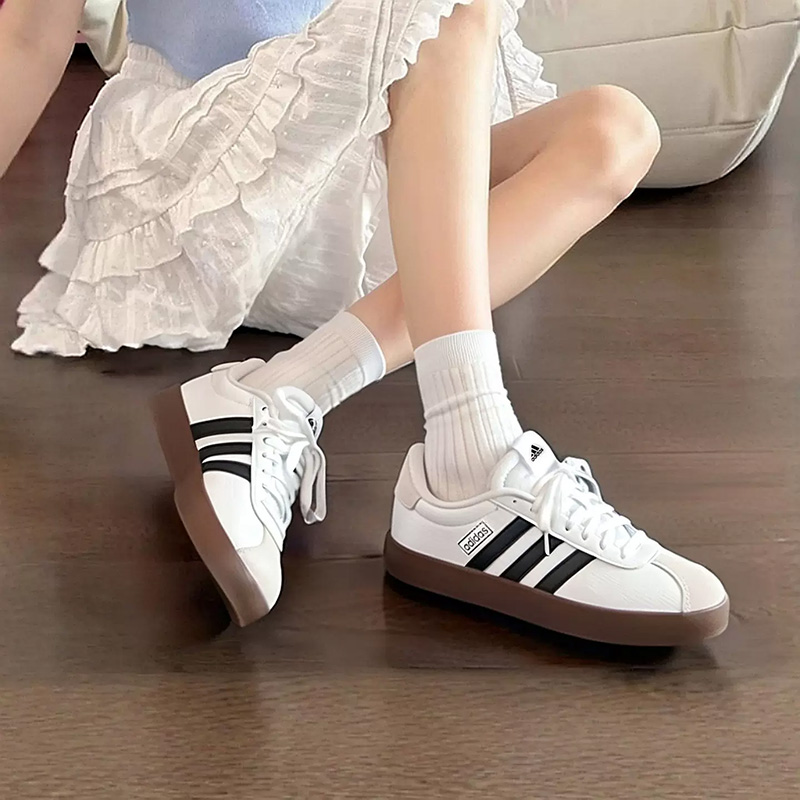 Adidas Shoes Samba - アディダス ホワイト ブラック スエード トゥ ガムソール